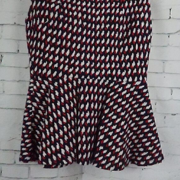 ERI + ALI RED WHITE & BLUE DESIGN PRINT SLEEVELESS SQUARE NECK PEPLUM TOP XS - Picture 6 of 9